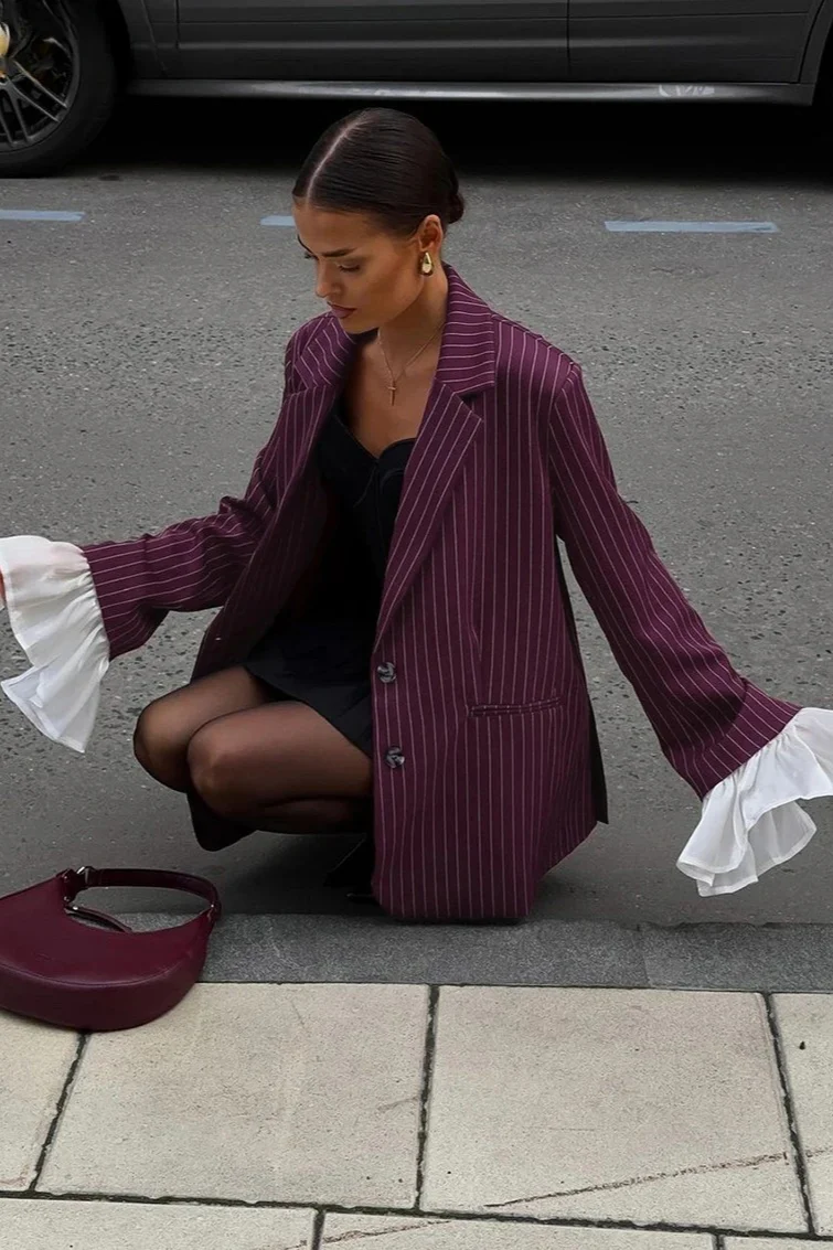 Elegant Long Sleeve Stripe Blazer - Image 5