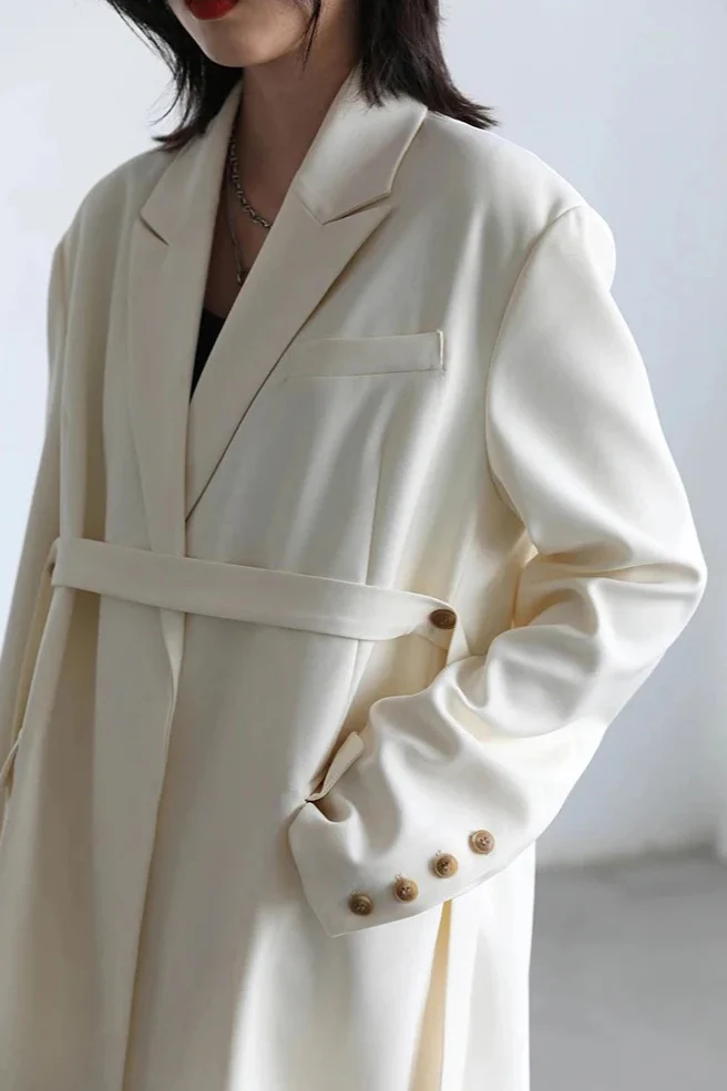 Solid Color Elegant Blazer - Image 3