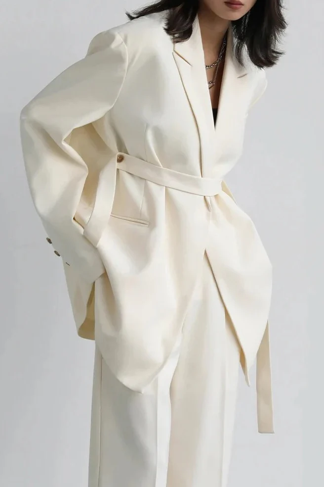 Solid Color Elegant Blazer - Image 4