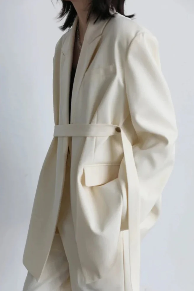 Solid Color Elegant Blazer - Image 5